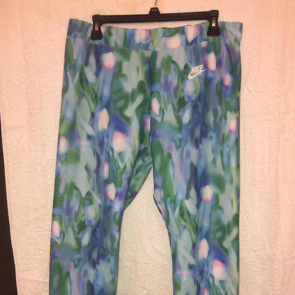 Nike activewear pants (thick)